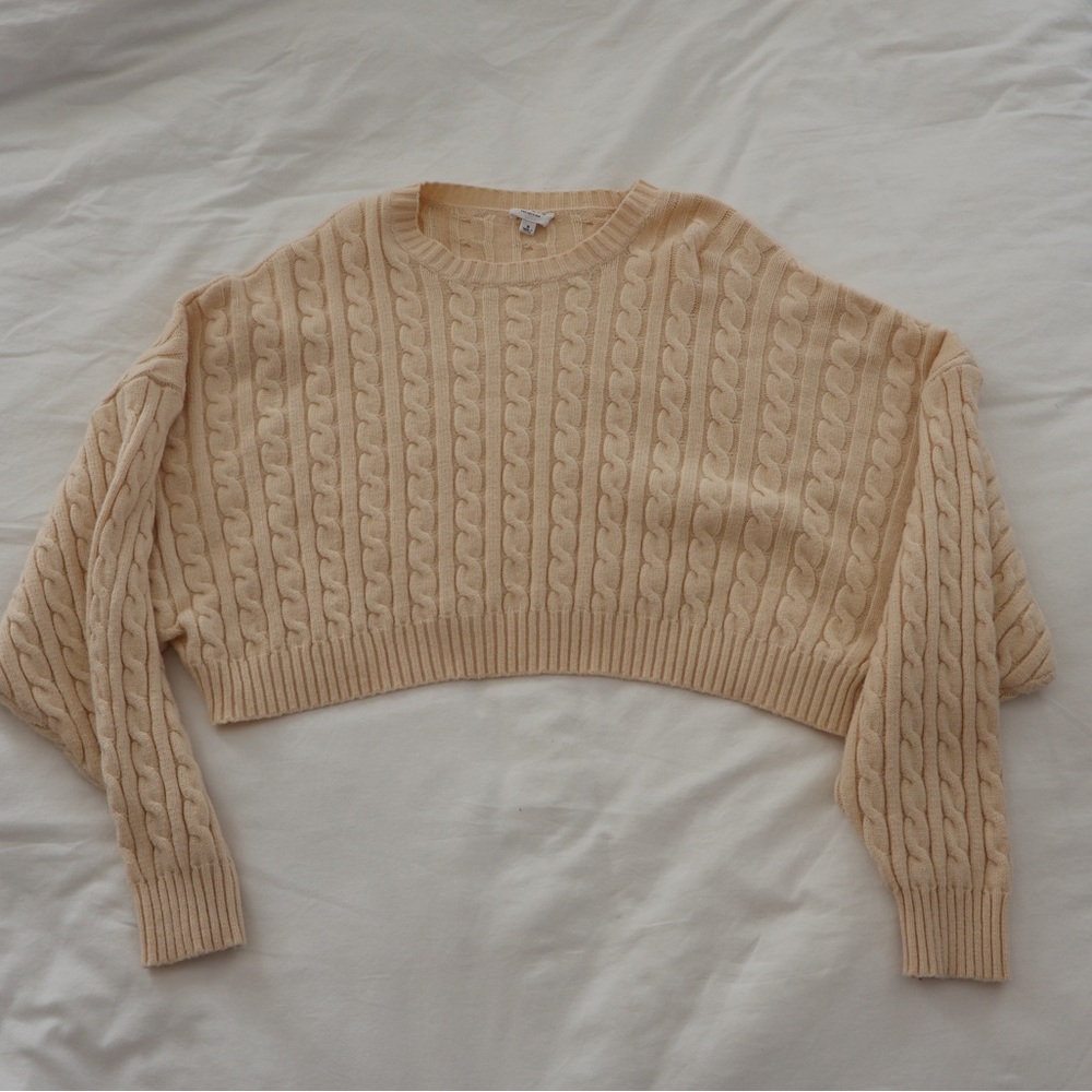 Le Lis Cream Cable Knit Cropped Crew Neck Sweater